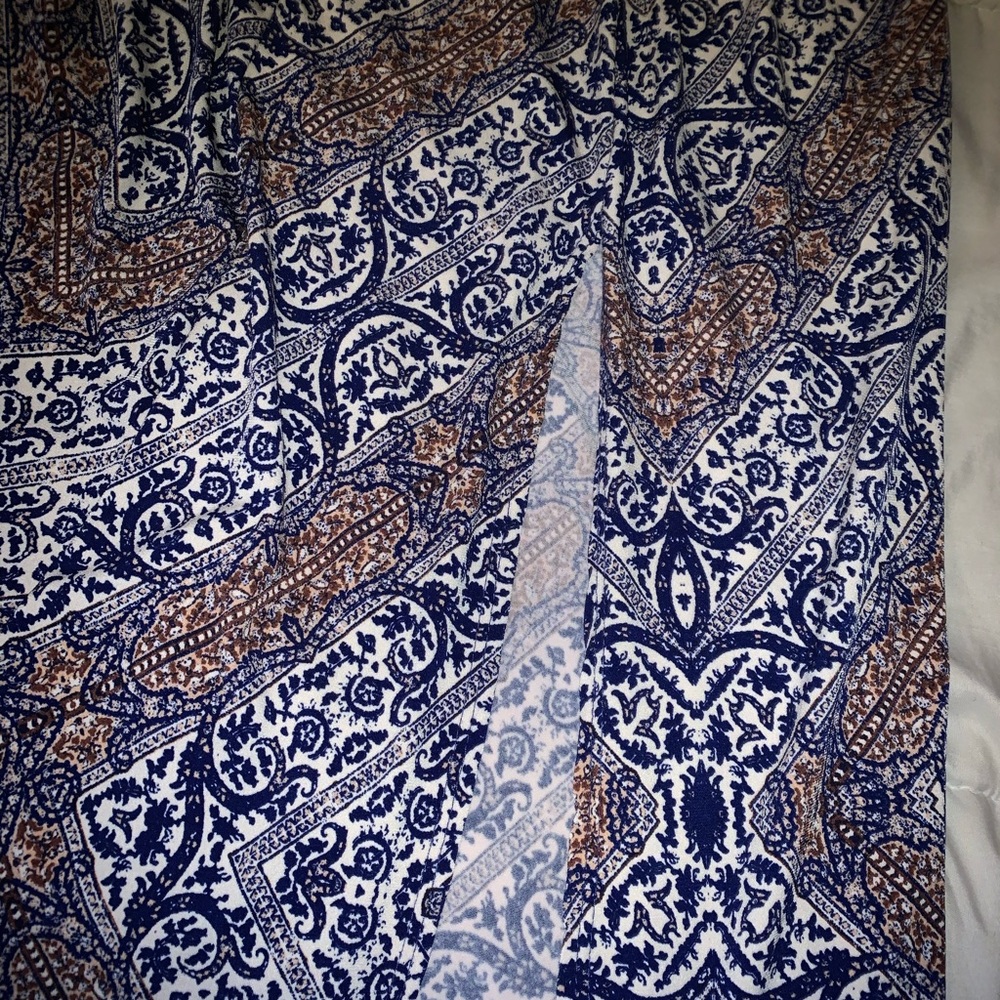 Maxi Dress - Picture 3 of 4